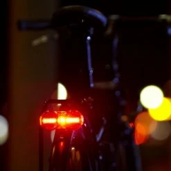 B&M Busch & Müller - Toplight Flat S - Feu Arrière Pour Vélo électrique 321/5ASDC0211 - 321/8ASDC0211 -Accessoires Vélo Soldes Boutique busch muller toplight flat s feu arriere pour velo electrique e 1422uxzYMEIytVJv5 3840x2160