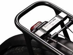 Lupine - Feu Arrière C14 G Pour Vélo électrique (montage Sur Porte-bagages Arrière) -Accessoires Vélo Soldes Boutique lupine feu arriere c14 g pour vae montage porte bagages arriere detail 2 3840x2160