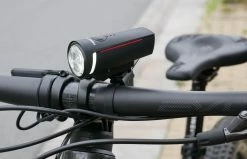 Trelock - Set D'éclairages Avant/arrière LS 300 I-GO Vector & LS 740 I-GO -Accessoires Vélo Soldes Boutique trelock set eclairage ls 300 i go vector ls 740 vector 2 3840x2160